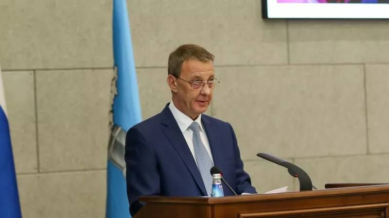 Вячеслав Франк поздравил горожан с Днём защитника Отечества