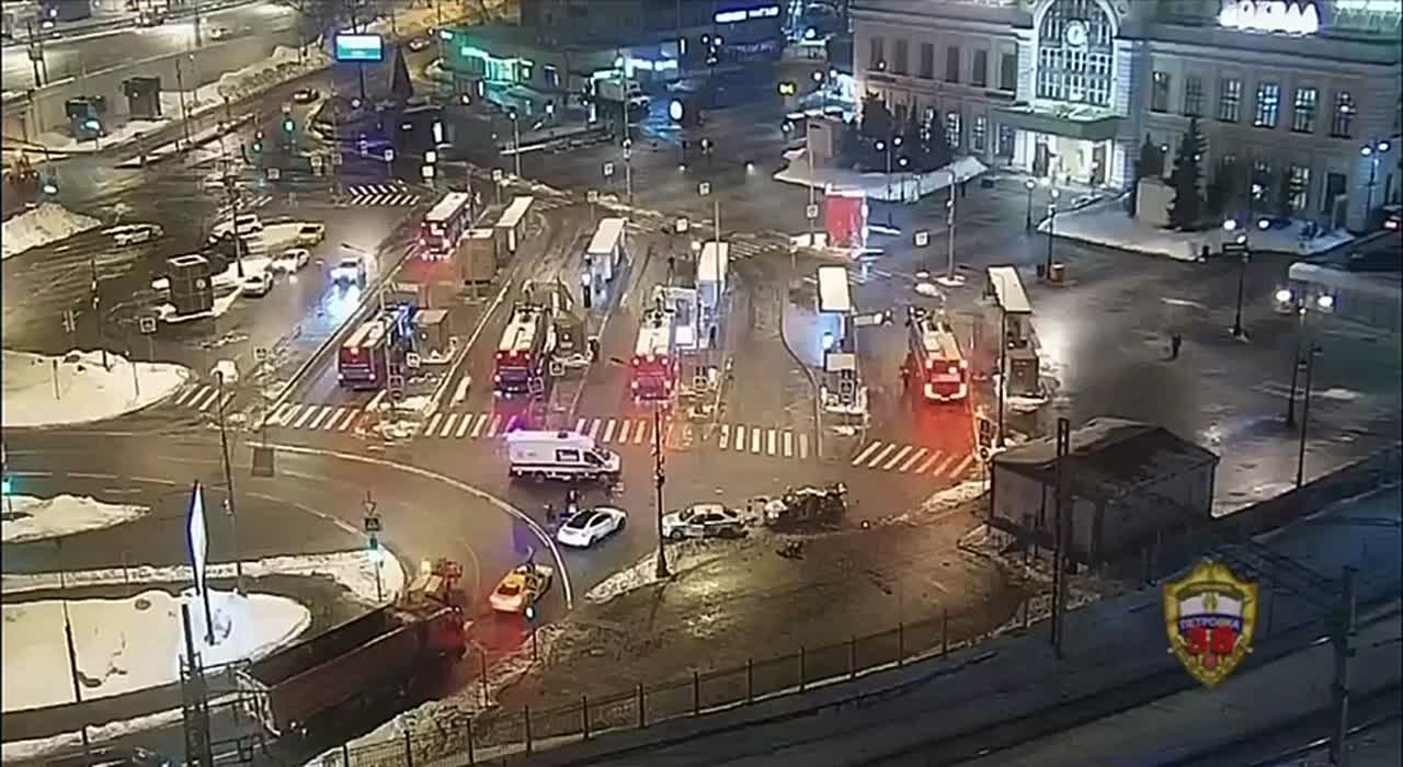 Видео момента подрыва машины ДПС у Савёловского вокзала