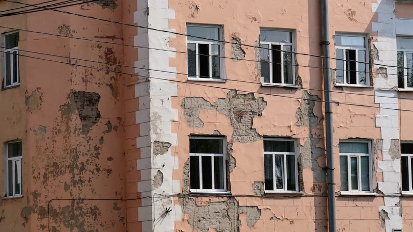 Решения нет. Почему возвращение поликлиники в историческое здание на Калинина маловероятно