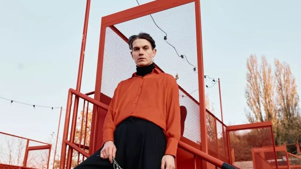 ������� � �����-���������� ��������� �������� � ������� ������ Shortparis �������� ���������