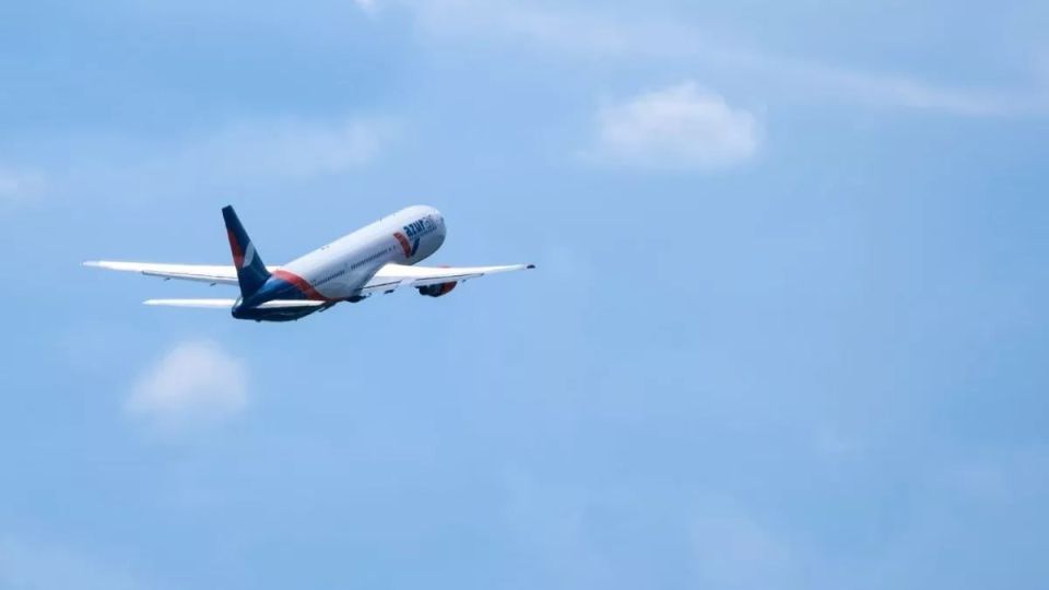 ����� 300 ������� ����� ����� �� ����� �������� � ������� ��-�� ������������ ��������