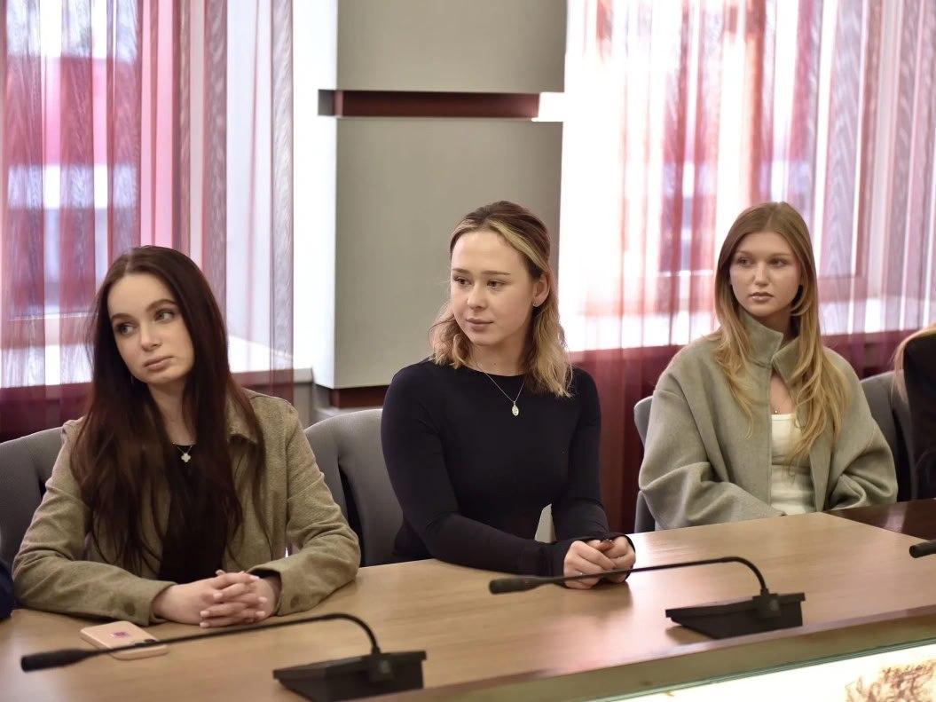 Вячеслав Франк встретился со студентами РАНХиГС Вячеслав Франк встретился со студентами РАНХиГС