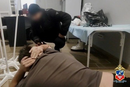 Подпольную клинику по лечению наркоманов и алкоголиков накрыли в Барнауле