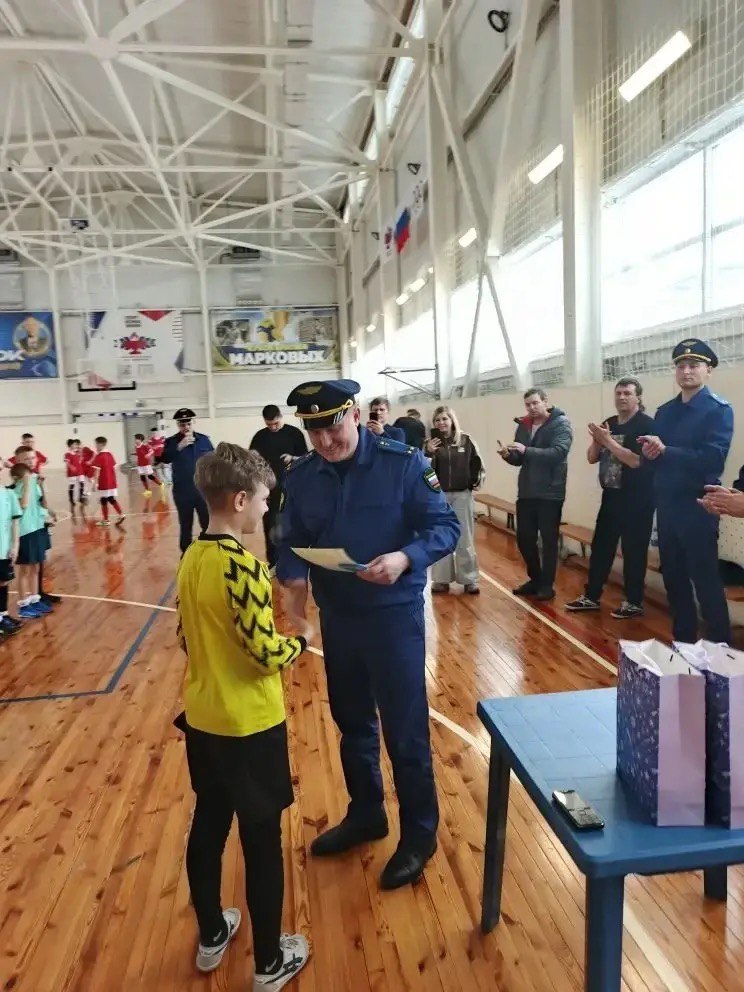 Прокурор города Белокурихи Иван Меденцев открыл отборочный тур чемпионата по футзалу на «Кубок Гущина И.П.», организованный прокуратурой Алтайского края Прокурор города Белокурихи Иван Меденцев открыл отборочный тур чемпионата по футзалу на «Кубок Гущина И.П.», организованный прокуратурой Алтайского края