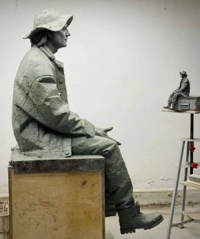 Алексею Балабанову установят памятник