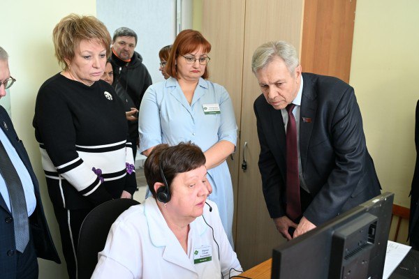 Депутаты АКЗС оценили работу единого контакт-центра для записи к врачу Депутаты АКЗС оценили работу единого контакт-центра для записи к врачу