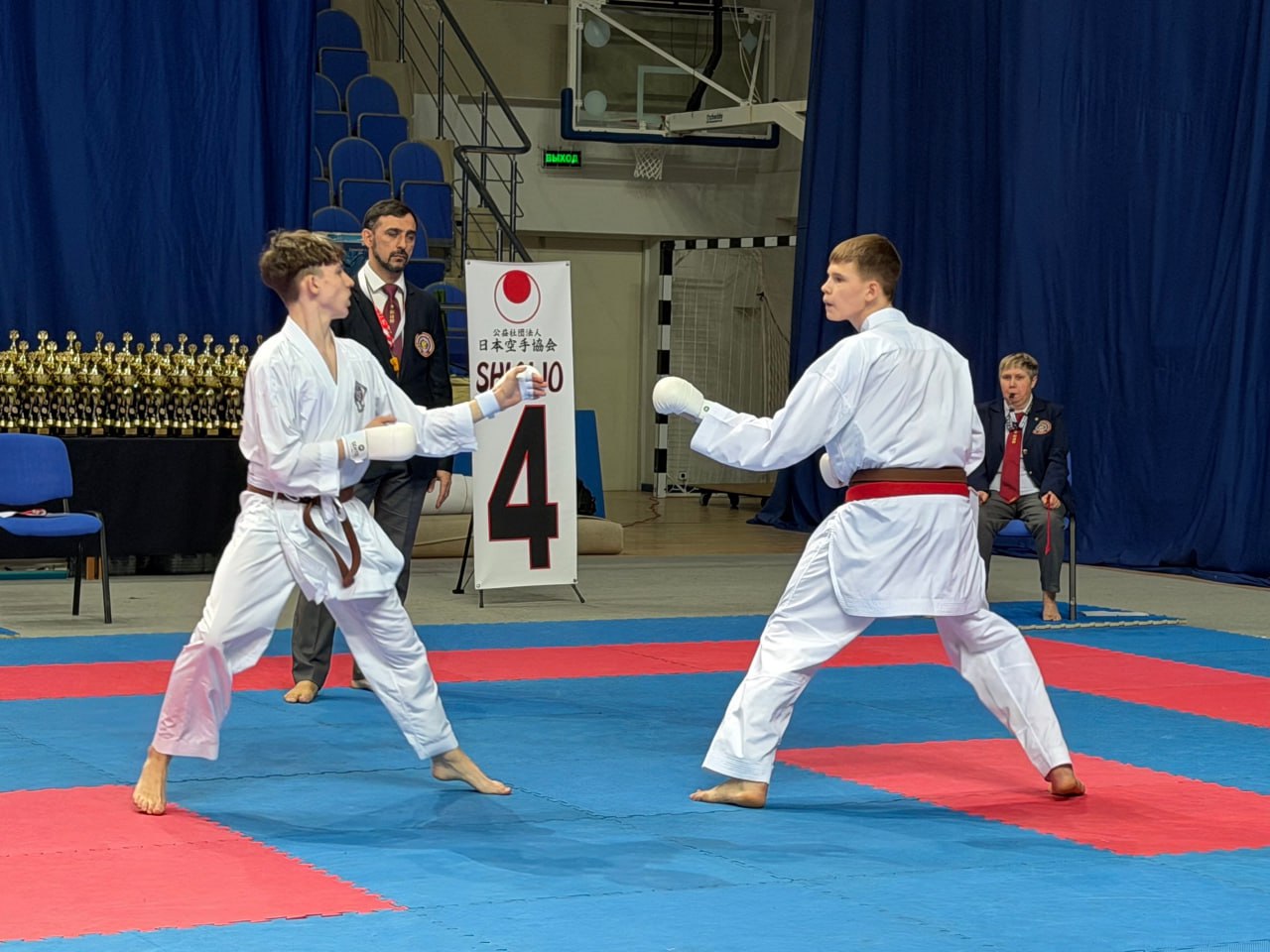 Спортсмены Алтайского края завоевали 18 медалей на Всероссийских соревнованиях по восточному боевому единоборству сетокан в Подмосковье Спортсмены Алтайского края завоевали 18 медалей на Всероссийских соревнованиях по восточному боевому единоборству сетокан в Подмосковье