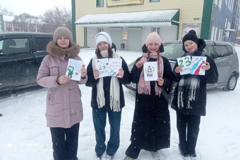 Госавтоинспекция Родинского района поздравила водителей с днем защитника Отечества Госавтоинспекция Родинского района поздравила водителей с днем защитника Отечества