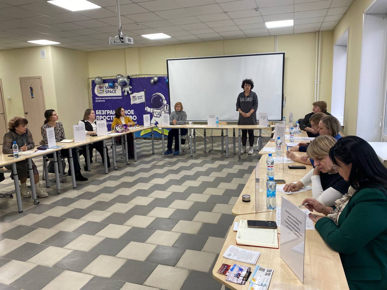 Брифинг «Неограниченные возможности для детей с особыми потребностями» Брифинг «Неограниченные возможности для детей с особыми потребностями»