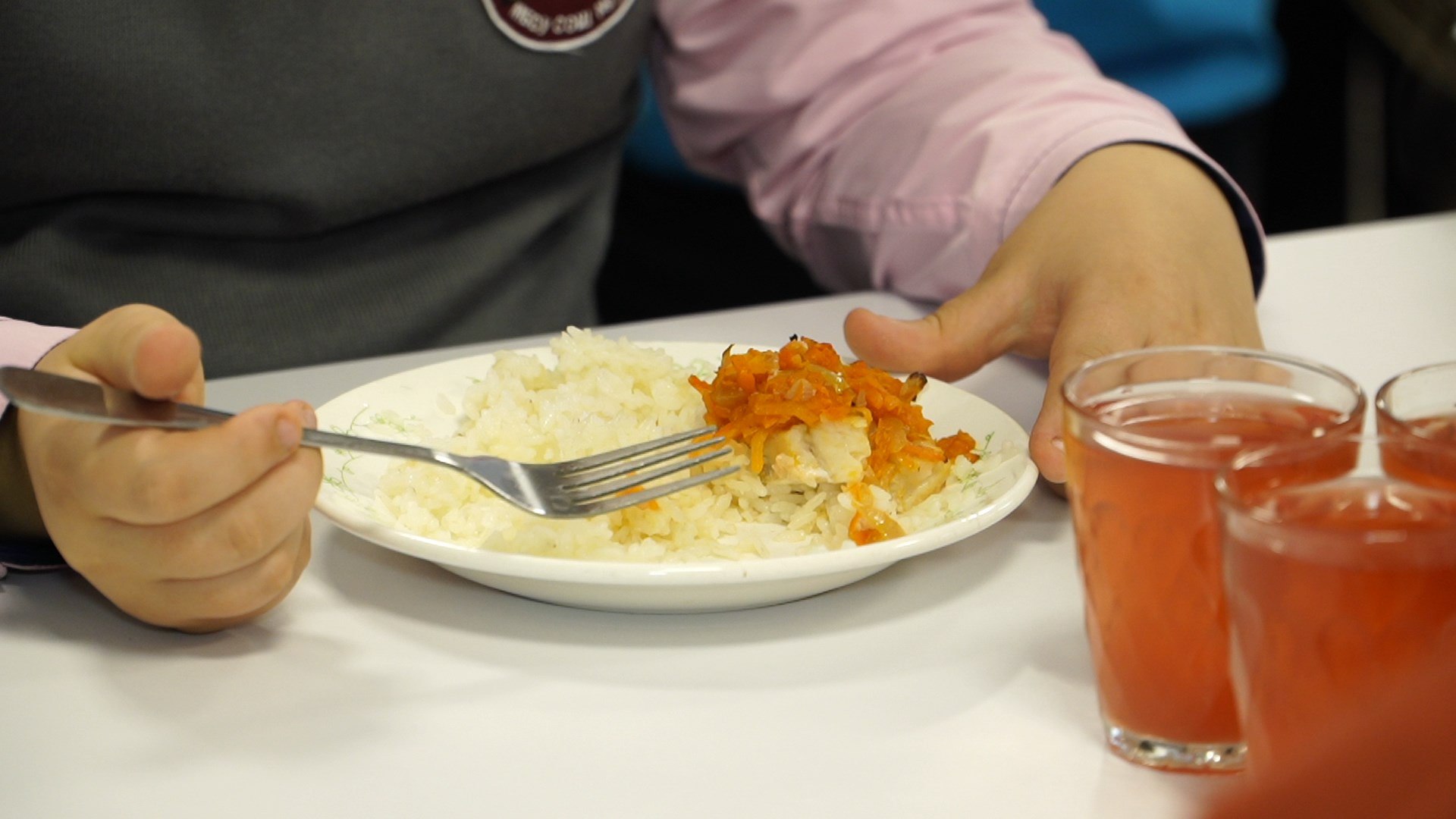 В российских школах перемены для приема пищи будут увеличены до 30 минут