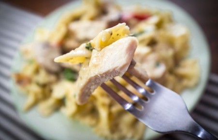 Секреты приготовления куриного Альфредо за полчаса