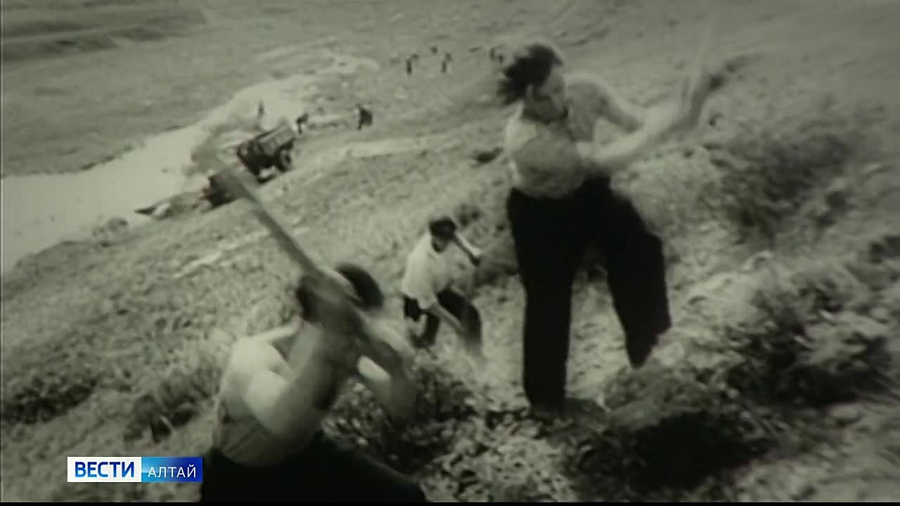 72 года назад Алтай встретил первый эшелон целинников