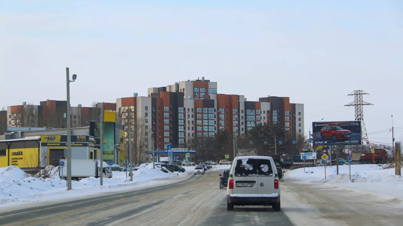 Поля и пустыри бывшей окраины Барнаула исчезают один за другим