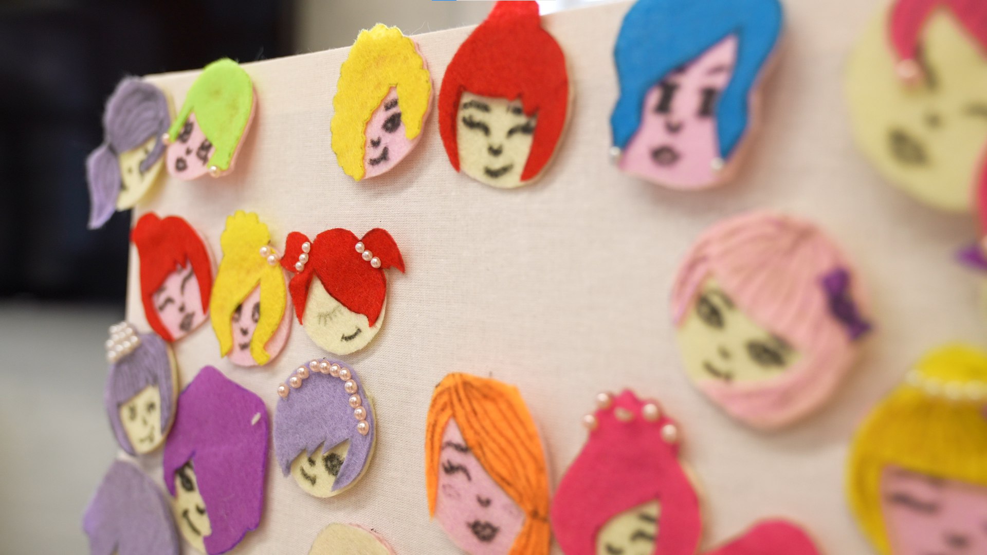 Алтайская академия гостеприимства провела масштабный фестиваль ремёсел для школьников Алтайская академия гостеприимства провела масштабный фестиваль ремёсел для школьников