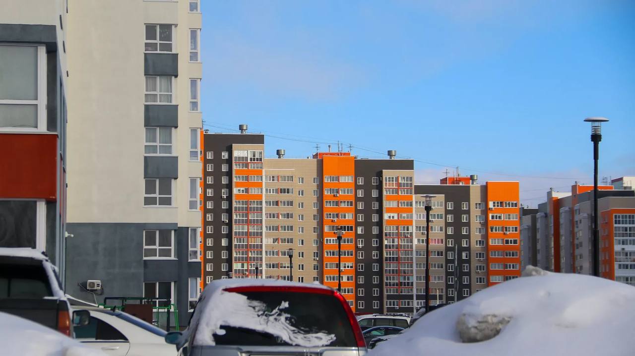 Поля и пустыри бывшей окраины Барнаула исчезают один за другим Поля и пустыри бывшей окраины Барнаула исчезают один за другим