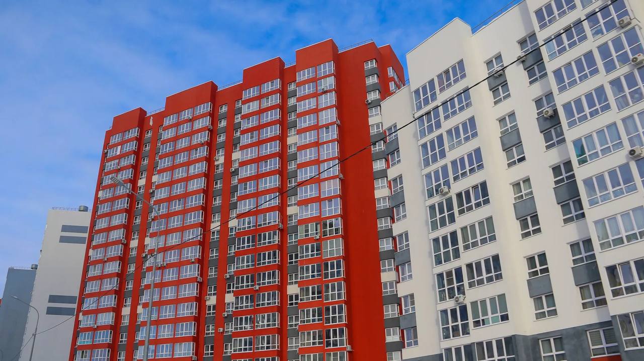 Поля и пустыри бывшей окраины Барнаула исчезают один за другим Поля и пустыри бывшей окраины Барнаула исчезают один за другим