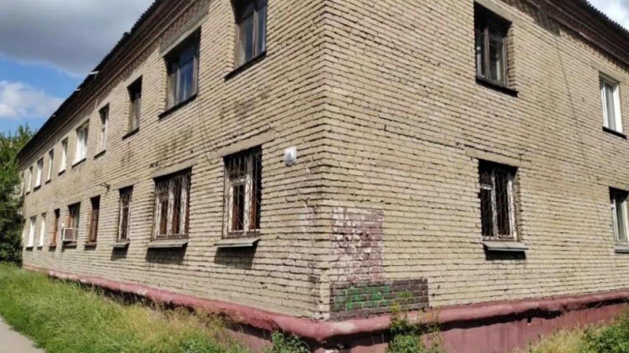 В Барнауле снесут двухэтажку на улице Малахова