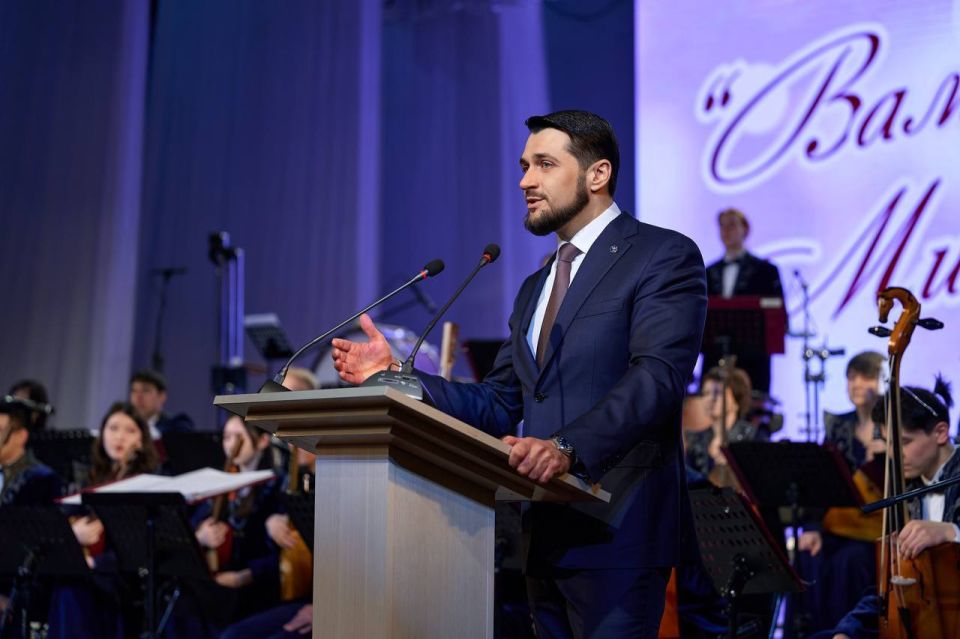 � �����-�������� ���������� ������ � ����������� 8 �����