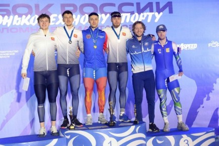 ������ �������� � ���������� ����� ������ �� ��������� 1000 ������, ������� ���������� ���� - ������ � ������ �� 8 ������