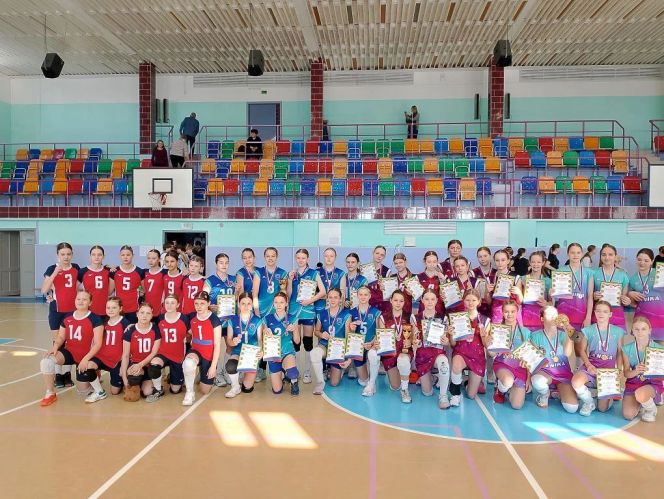 В Рубцовске завершился волейбольный турнир среди девушек по программе 46-й краевой Спартакиады спортшкол