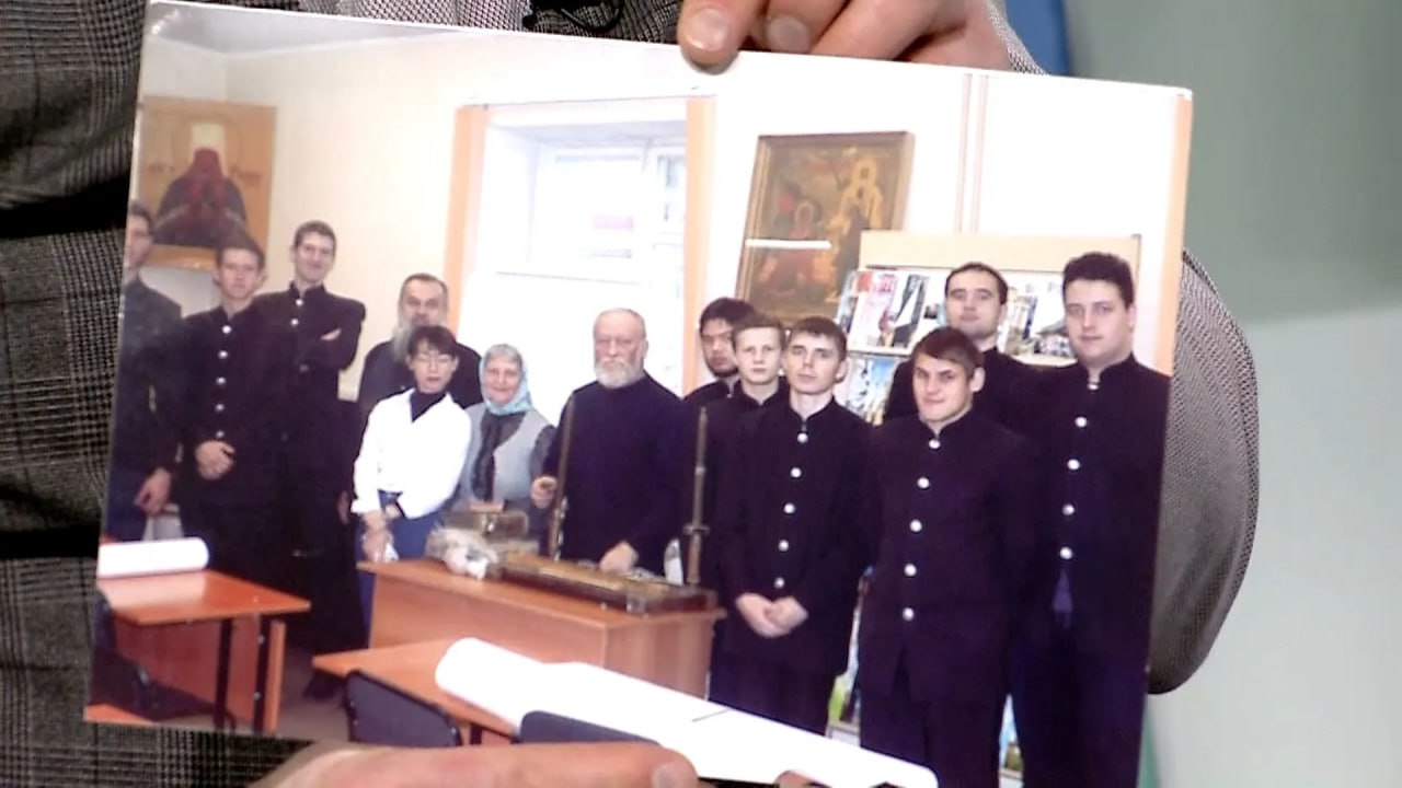 Подлинный переплётный станок XVIII века долгие годы хранил барнаульский коллекционер