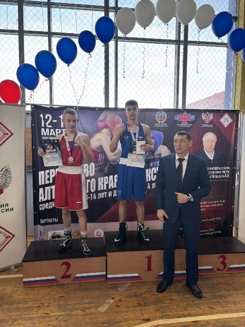 Рубцовчане успешно выступили на Первенстве Алтайского края по боксу Рубцовчане успешно выступили на Первенстве Алтайского края по боксу