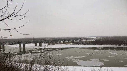 Первые подтопления улиц начались в Барнауле на фоне потепления