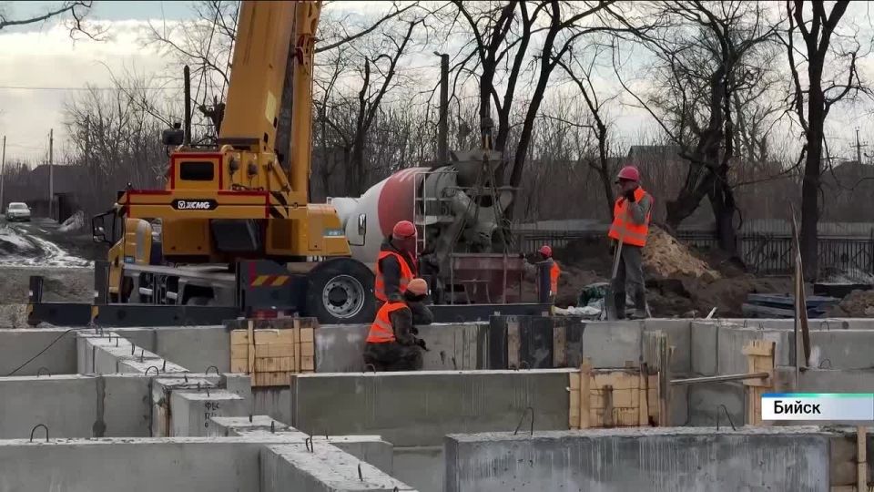 ����������� ����� �� 350 ���� ������ � ������