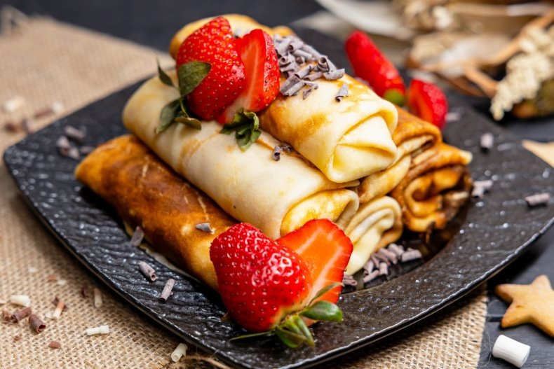 Нежные блинчики с творожной начинкой: идеальный десерт на Масленицу