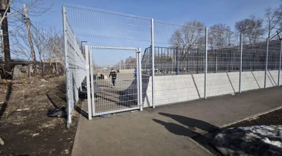 � ������ ���� ����������� � �����-���� ����� �����