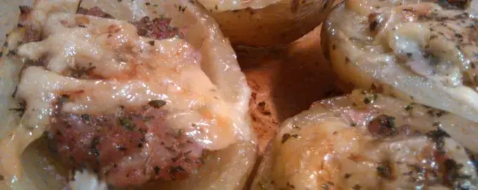 Сочетание вкусов: картофель с фаршем, запеченный в духовке