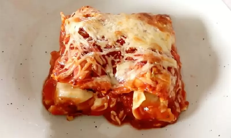 Лазанья из пельменей: быстро и вкусно