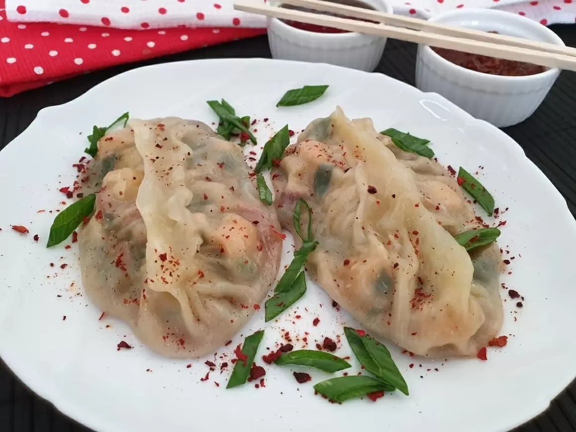 Ароматные азиатские пельмени: рецепт морепродуктов с ярким вкусом