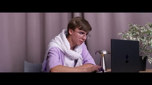 Если тебе пишут что-то странное - расскажи близким