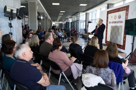 ����� 700 ���� ����������� �� 27 �������� ������ ����������� � �������� XVI ������ ������ � ���� �������� ����� ������ � �������������� ���������� ��������� �������������� ������