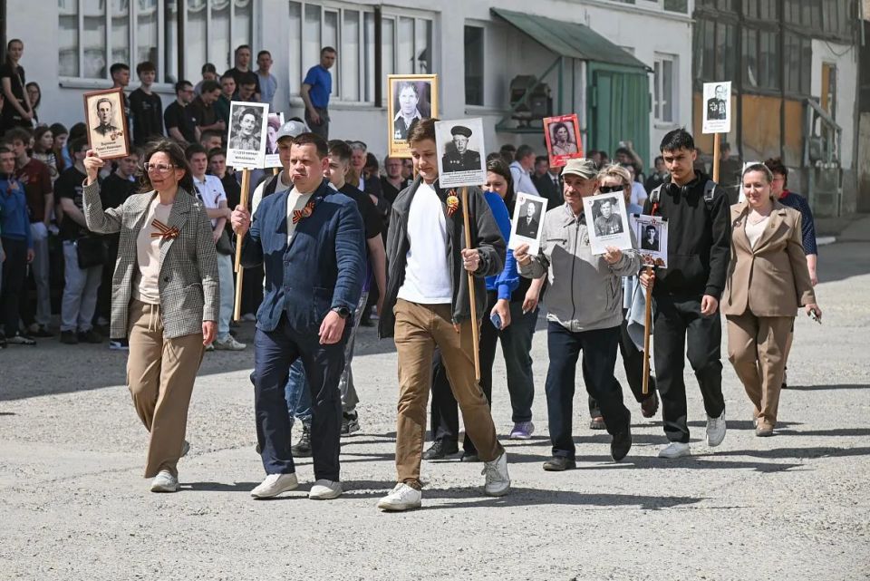 В Алтайском государственном техническом университете состоялся митинг, посвященный 81-й годовщине Великой Победы В Алтайском государственном техническом университете состоялся митинг, посвященный 81-й годовщине Великой Победы