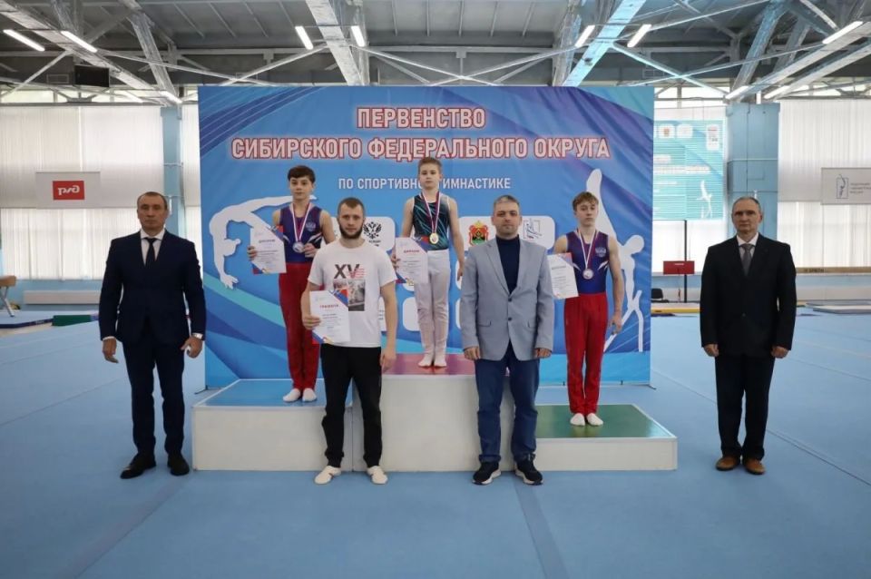 Кирилл Жигалов — абсолютный победитель первенства Сибири по спортивной гимнастике Кирилл Жигалов — абсолютный победитель первенства Сибири по спортивной гимнастике