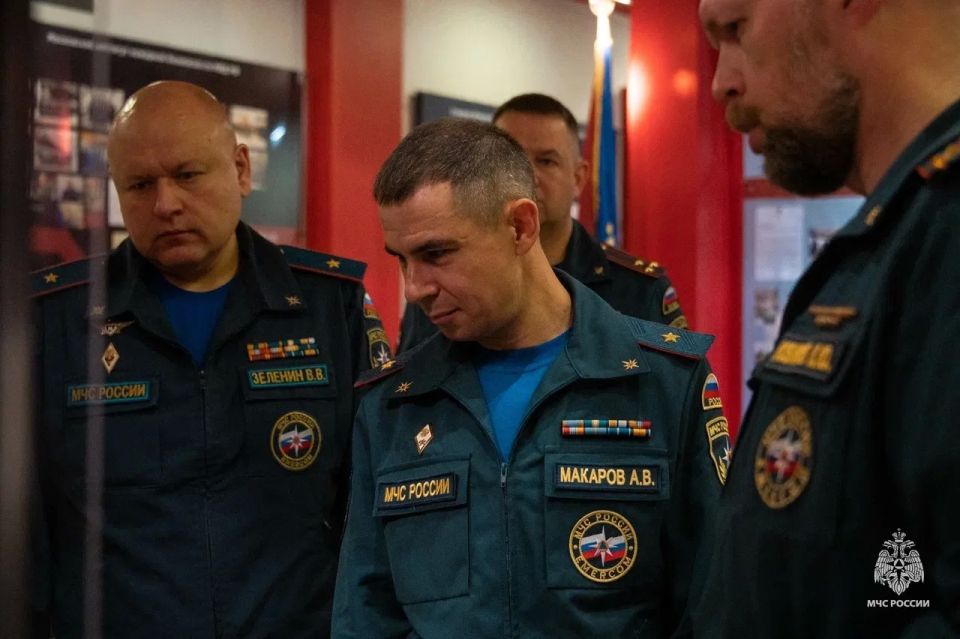 Директор Департамента образовательной и научно-технической деятельности ознакомился с работой Академии Директор Департамента образовательной и научно-технической деятельности ознакомился с работой Академии