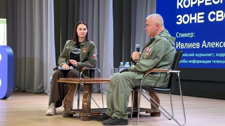 Военкор Алексей Ивлиев рассказал курсантам БЮИ о журналистском братстве на передовой Военкор Алексей Ивлиев рассказал курсантам БЮИ о журналистском братстве на передовой