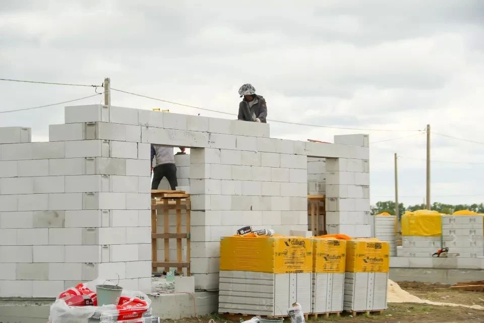 Благодатное и Зима в Южной Гавани: новые поселки строят на окраине Барнаула Благодатное и Зима в Южной Гавани: новые поселки строят на окраине Барнаула