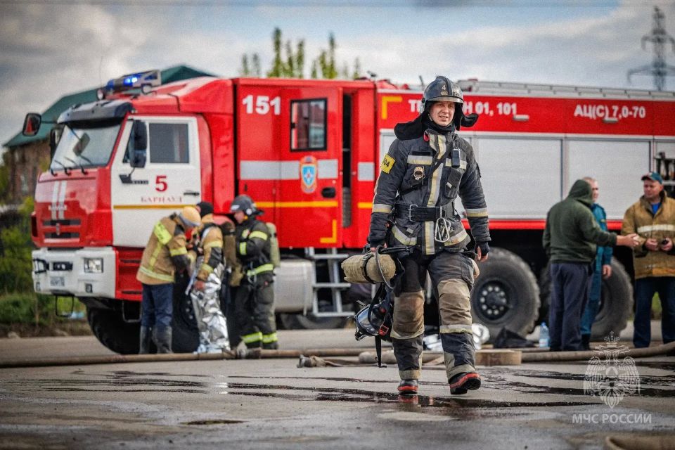 Информация о пожаре в Барнауле Информация о пожаре в Барнауле