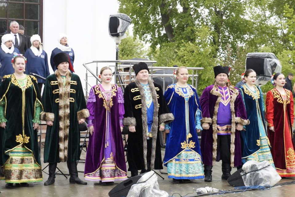 В Барнауле состоялся концерт, посвященный Дню славянской письменности и культуры В Барнауле состоялся концерт, посвященный Дню славянской письменности и культуры