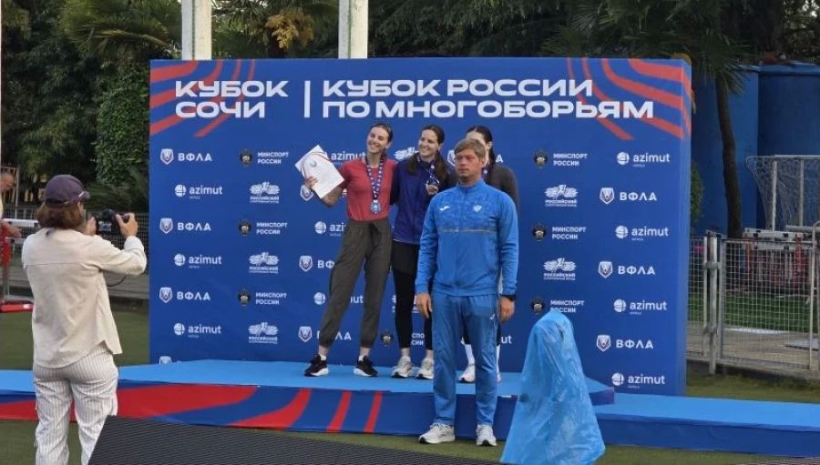 Виктория Погребняк и Анна Садовничева - победительницы Всероссийских соревнований по лёгкой атлетике «Кубок Сочи» Виктория Погребняк и Анна Садовничева - победительницы Всероссийских соревнований по лёгкой атлетике «Кубок Сочи»