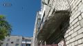 Течет крыша, обрушается фасад и засоряется подвал