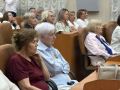 Краевые и государственные награды вручили представителям Советов женщин в Правительстве региона