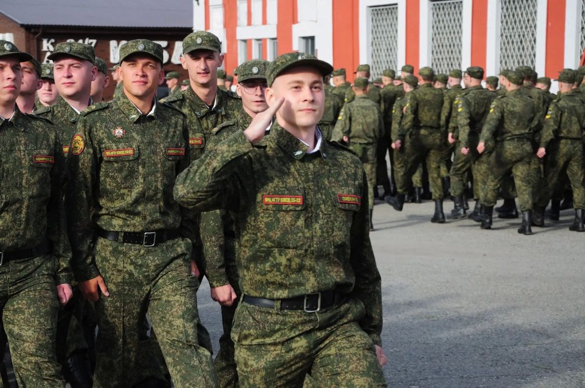Военные учебные сборы начались у студентов Алтайского технического университета Военные учебные сборы начались у студентов Алтайского технического университета