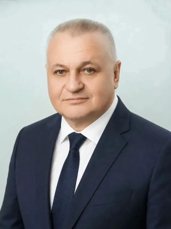 Виктор Томенко: В шестой раз в нашем Алтайском крае подвели итоги конкурса среди строителей на соискание губернаторской премии «За верность профессии» имени Израила Наумовича Копелиовича Виктор Томенко: В шестой раз в нашем Алтайском крае подвели итоги конкурса среди строителей на соискание губернаторской премии «За верность профессии» имени Израила Наумовича Копелиовича