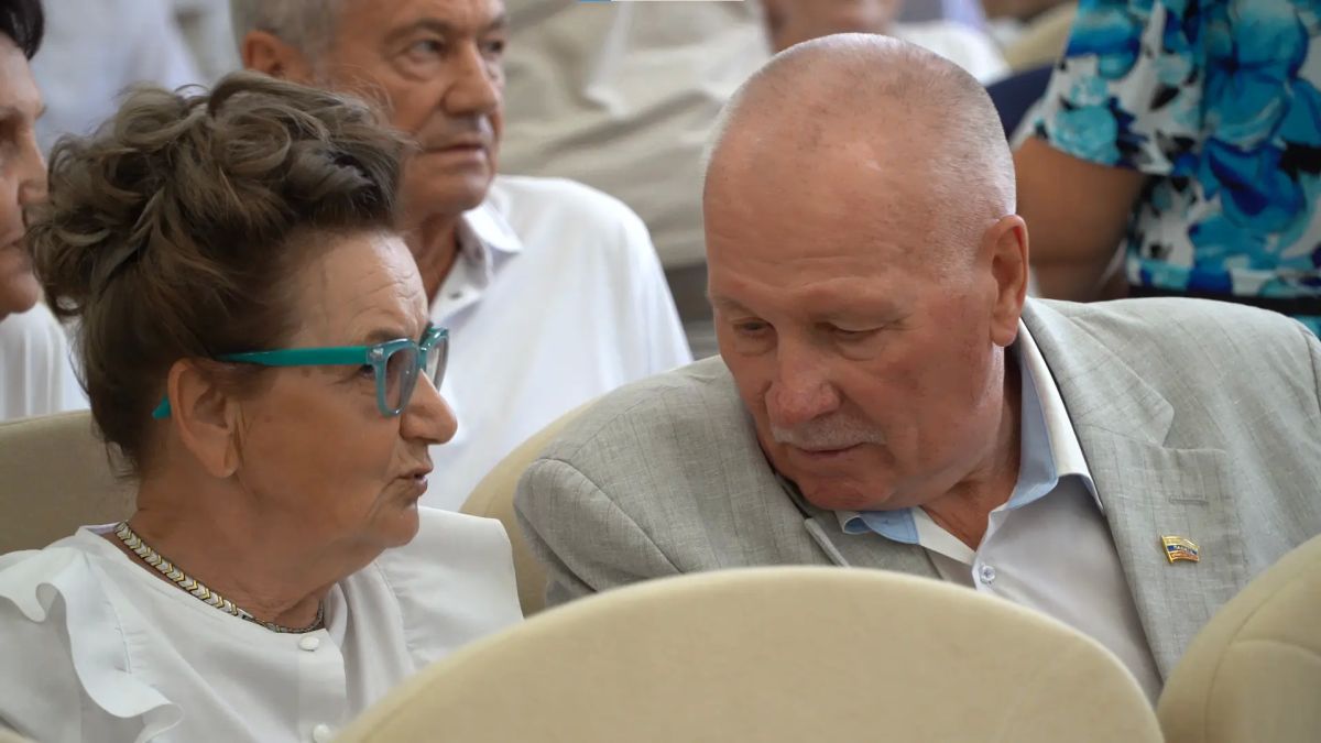 Бал для самых крепких пар Алтайского края прошёл в Барнауле Бал для самых крепких пар Алтайского края прошёл в Барнауле