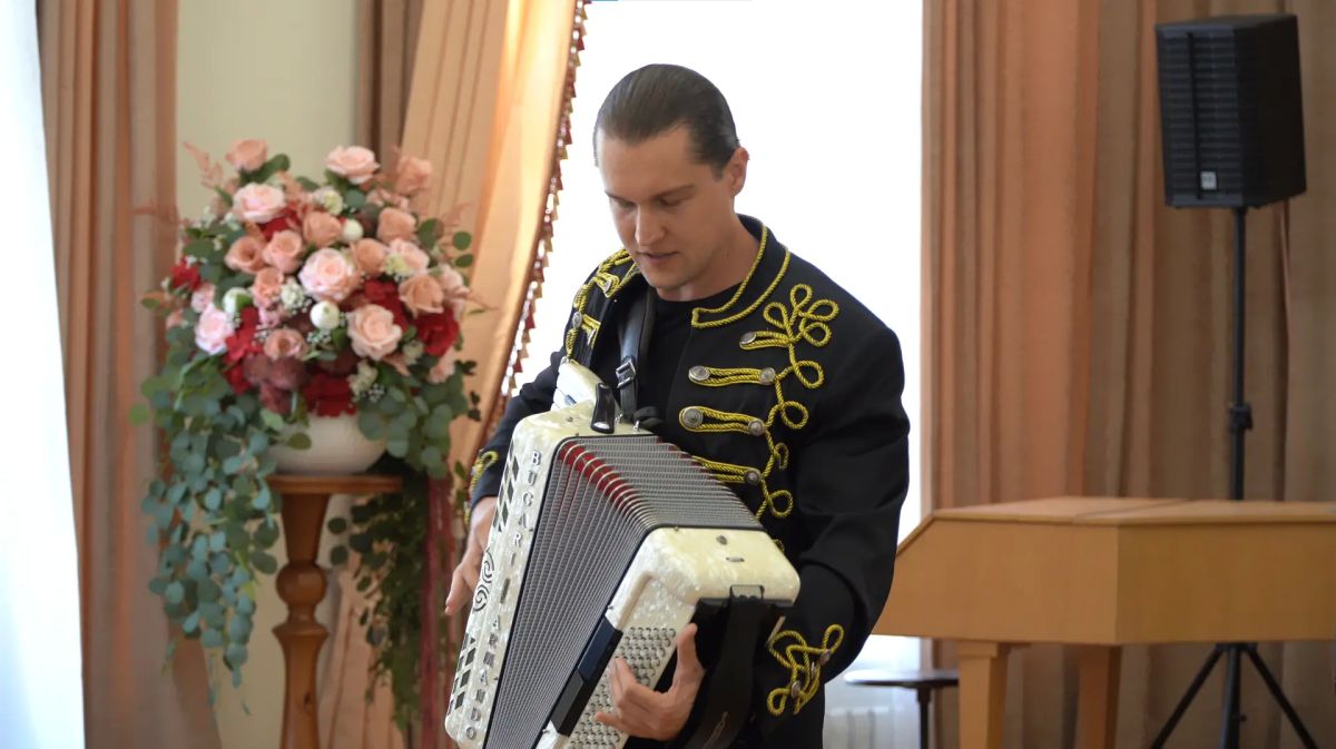 Бал для самых крепких пар Алтайского края прошёл в Барнауле Бал для самых крепких пар Алтайского края прошёл в Барнауле