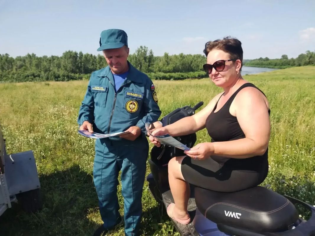 Работа по предупреждению происшествий на водных объектах ведется по всему Алтайскому краю Работа по предупреждению происшествий на водных объектах ведется по всему Алтайскому краю